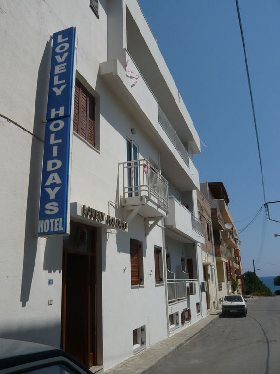 Lovely Holidays Hotel Hersonissos  Bagian luar foto