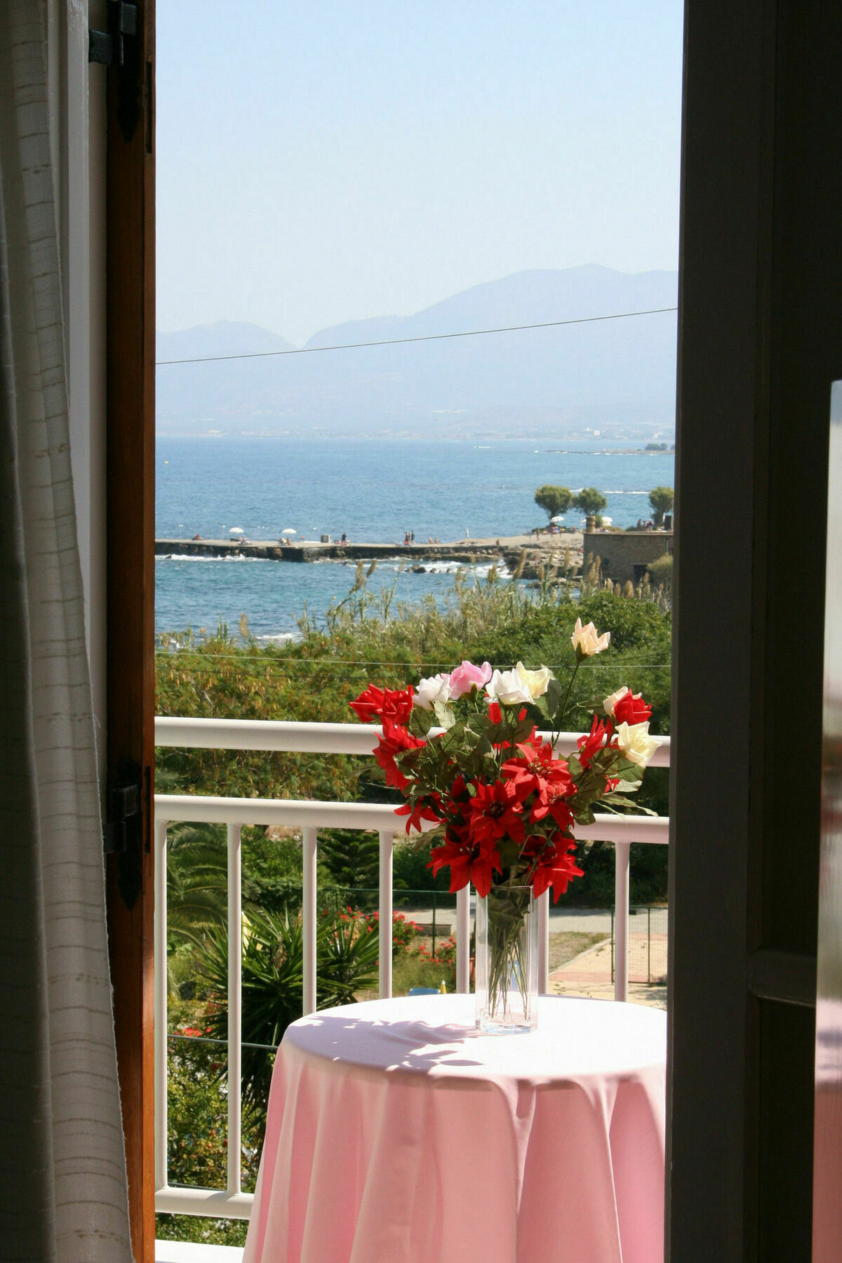 Lovely Holidays Hotel Hersonissos  Bagian luar foto